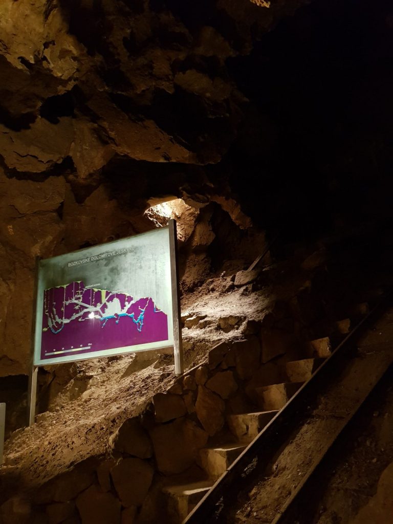 Dolomitenhöhle bei Bozkov
Abenteuer mit den Schmidts