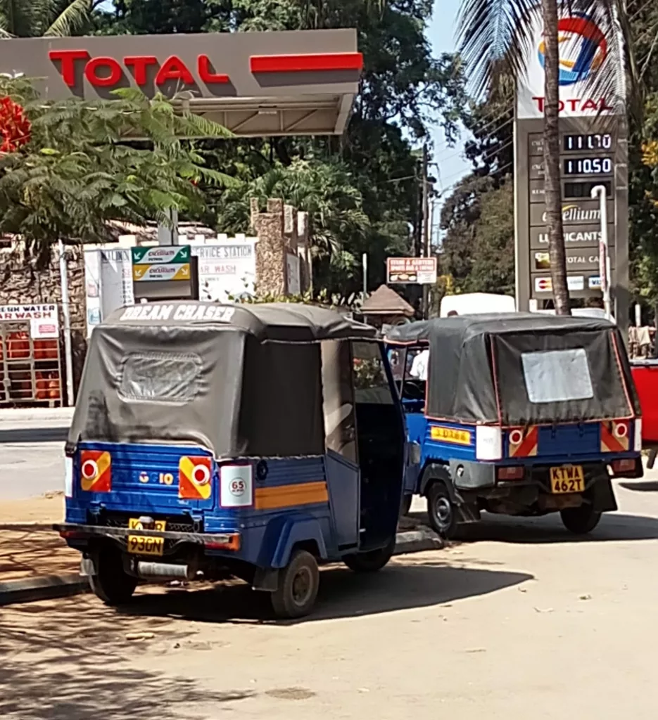 Kenia Urlaub Tuk Tuk Taxi